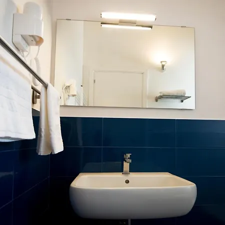 Bric A Brac Eclectic Gæstehus Uggiano La Chiesa