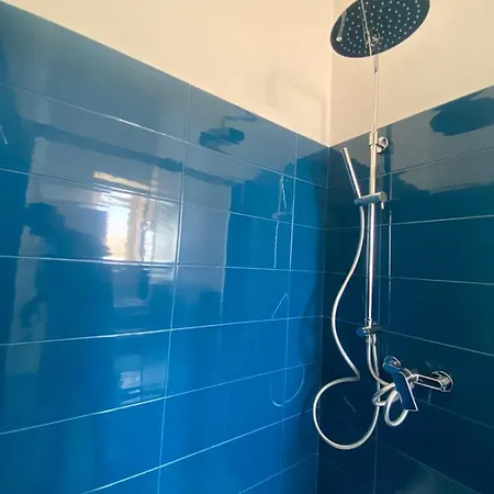 게스트하우스 Bric A Brac Eclectic 3*